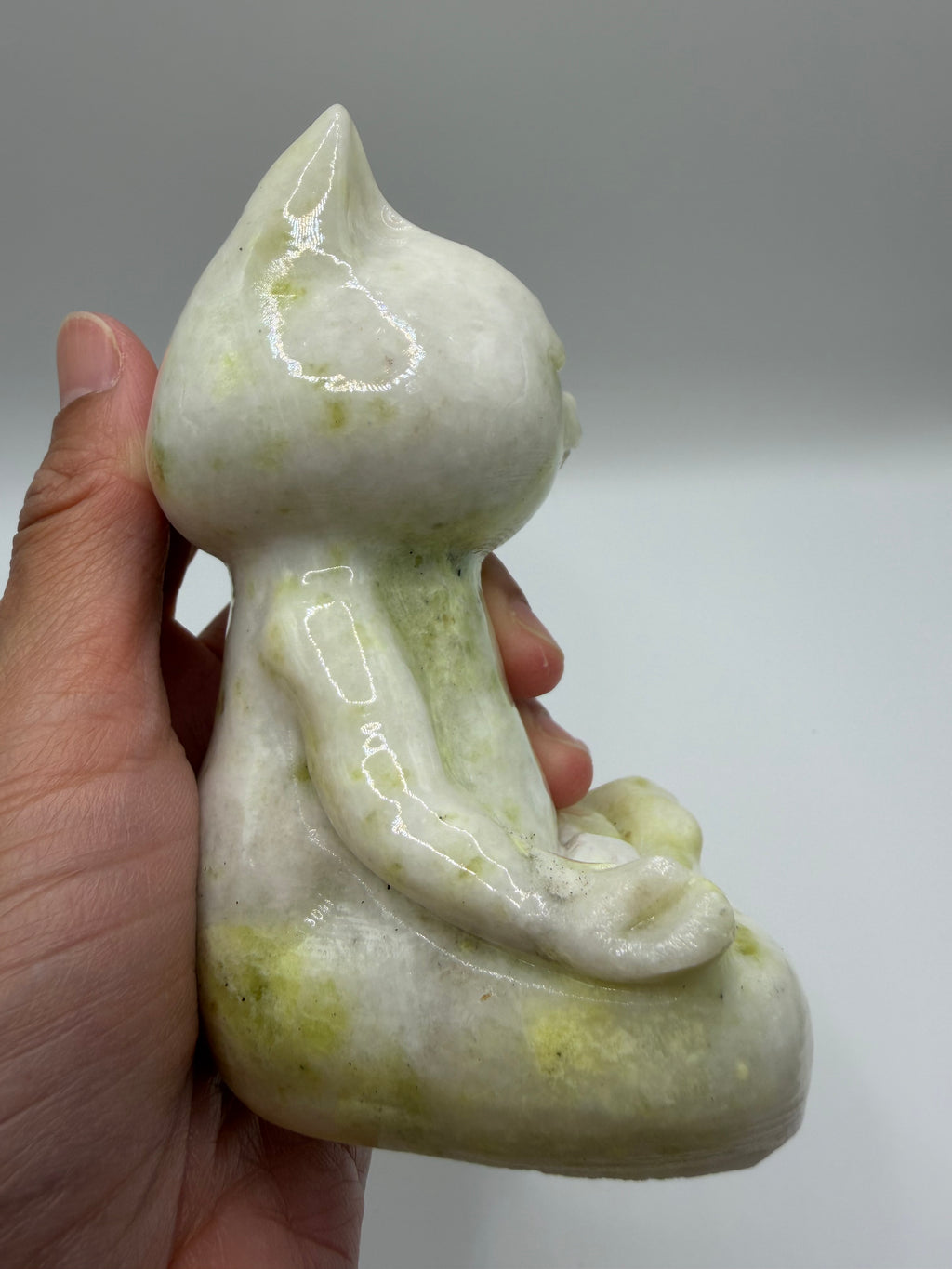 Meditating Zen Cat Lemon Serpentine Carving (Lemon Jade)