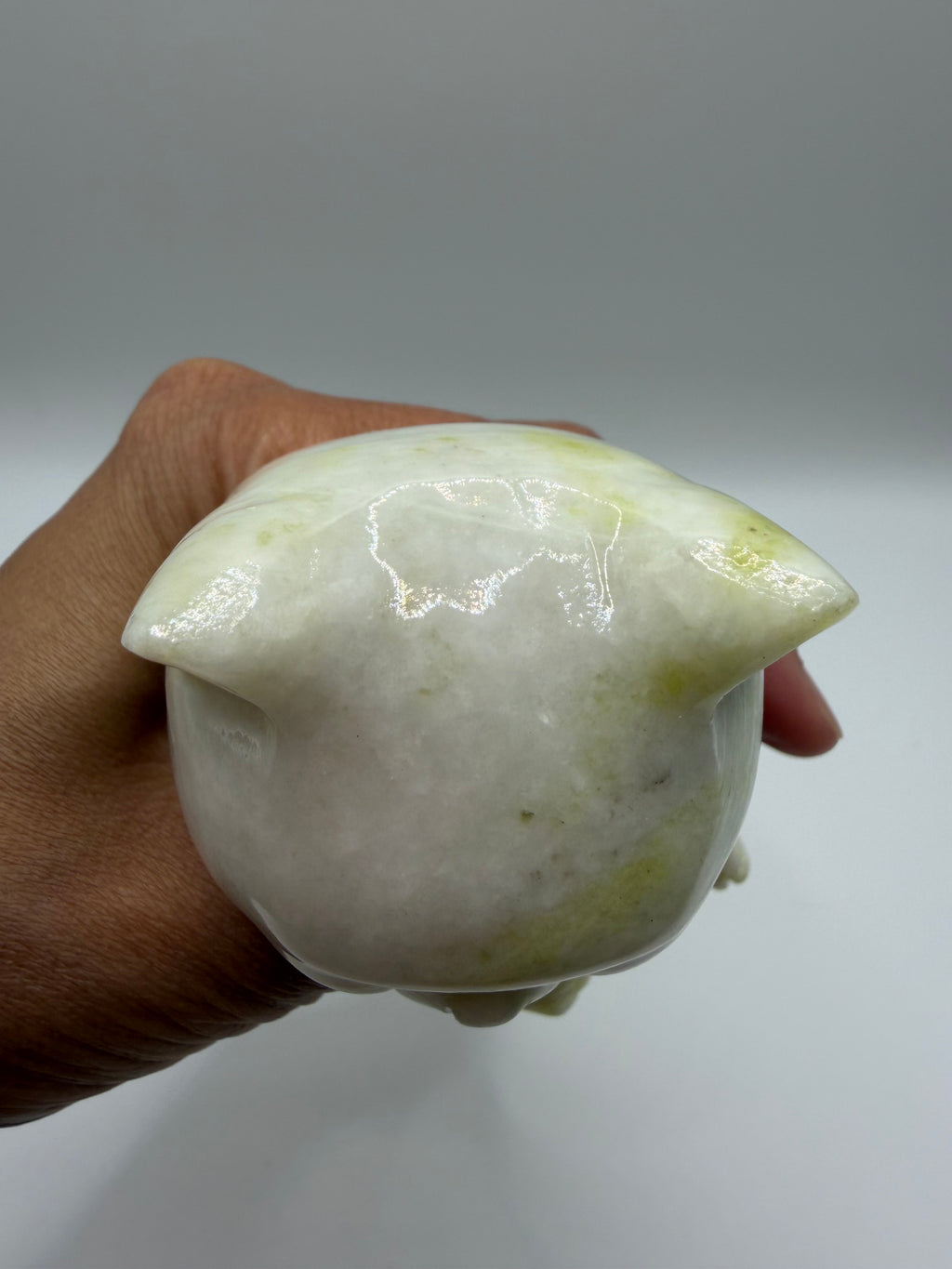 Meditating Zen Cat Lemon Serpentine Carving (Lemon Jade)