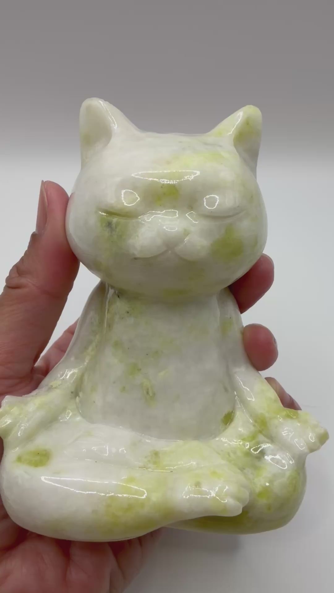 Meditating Zen Cat Lemon Serpentine Carving (Lemon Jade)